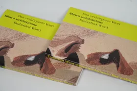 Dwa egzemplarze książki „Das verkörperte Wort / Słowo ucieleśnione / Embodied Word”, z fragmentem pracy Karoliny Balcer "Wylewność" na okładce.
