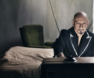 6_Bryan-Adams_Sir-Ben-Kingsley